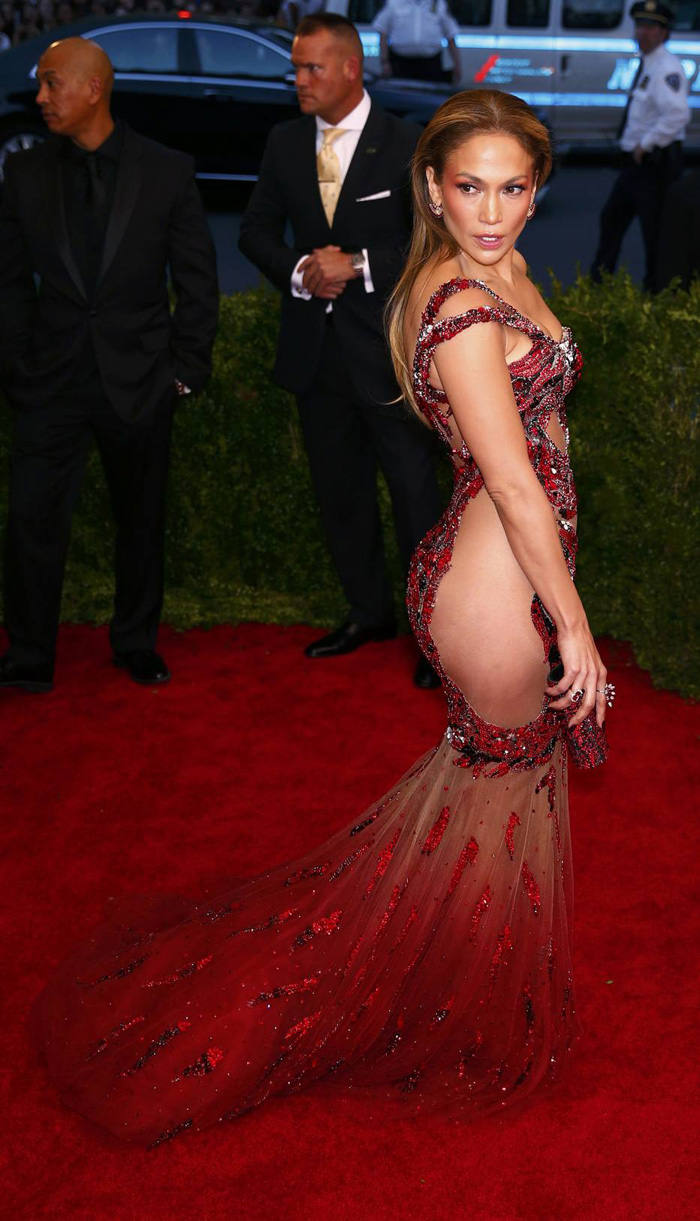 Jennifer Lopez também apostou na sensualidade