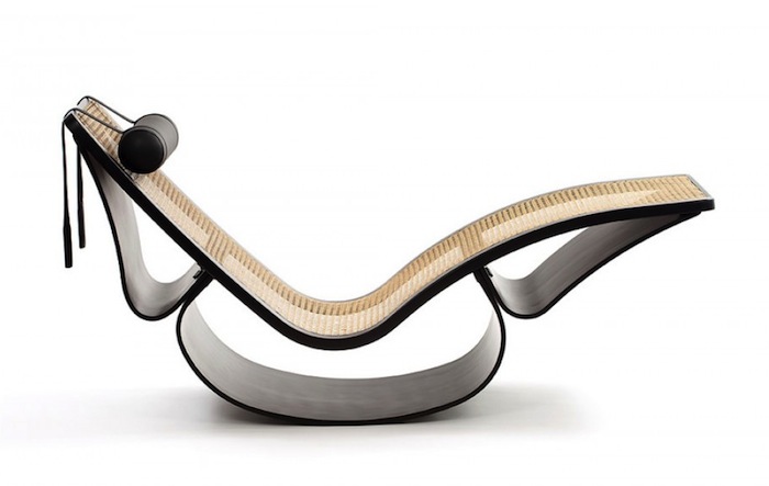 Chaise assinada por Niemeyer