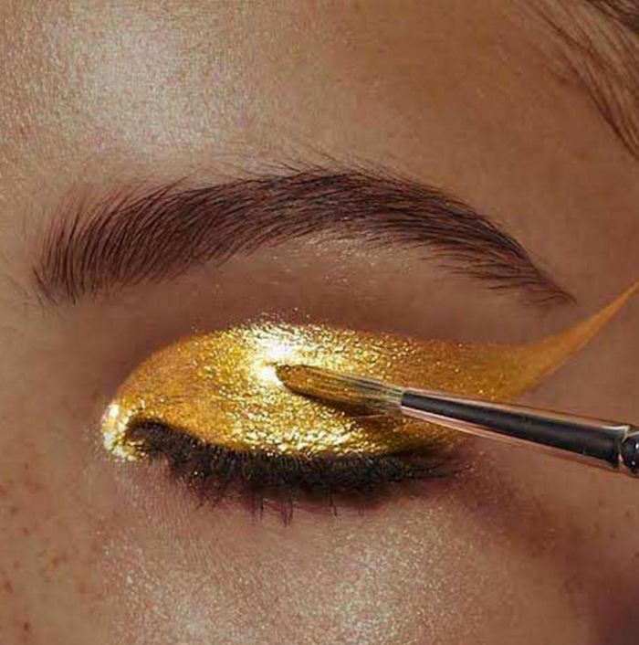 Maquiagem Carnaval Dourado 08